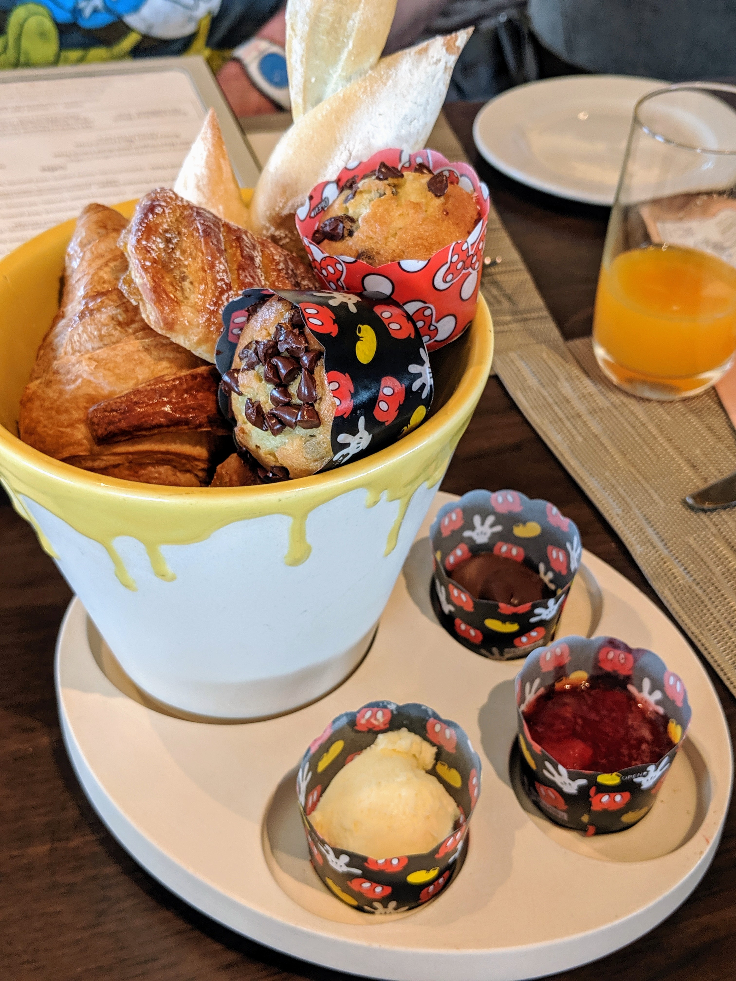 00000PORTRAIT_00000_BURST20200306111430519